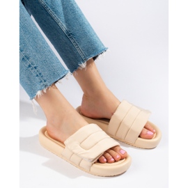 Ciabatte in velcro da donna beige di Shelovet 1