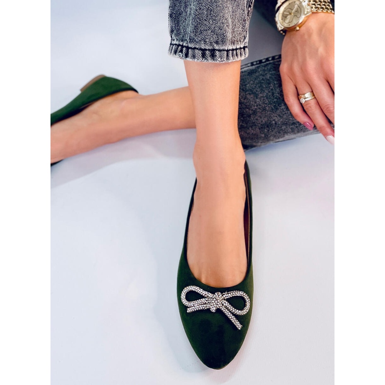 Ballerine con punta a mandorla verde stecca 2