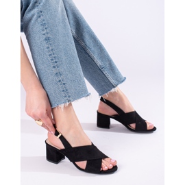 Sandali con tacco in camoscio nero di Shelovet 1