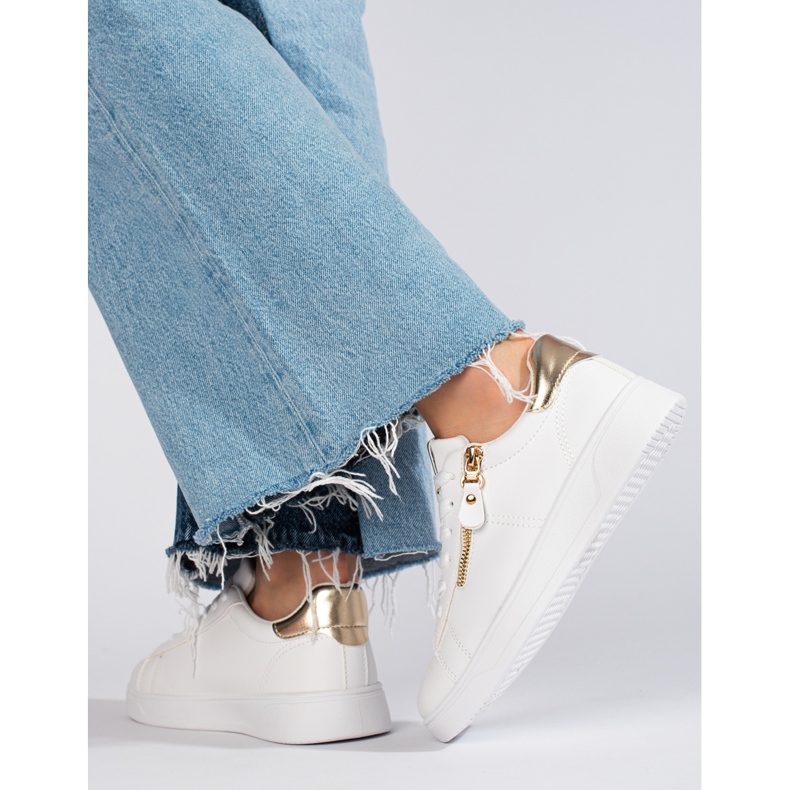 Classiche scarpe sportive da donna bianche Shelovet bianco 1