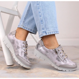 Helios 334 scarpe da donna comode in pelle con fiori grigio 2