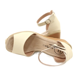 Filippo DS4507 BE Sandali con zeppa in pelle, Beige 5