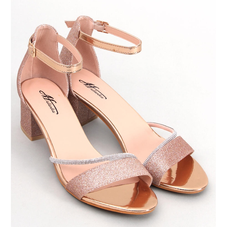 BM Sandali tacco basso Altidore color champagne rosa 1