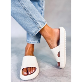 BM Pantofole con cuscino Yang White bianca 2