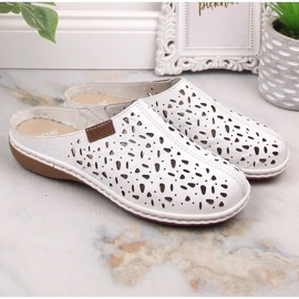 Rieker 65996-80 slider in pelle piena bianca traforata con elastico 1