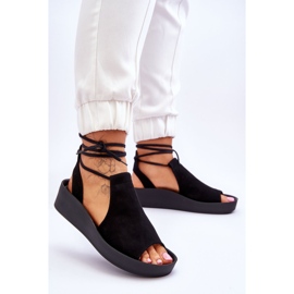 Sandali con Zeppa in Pelle Scamosciata Nicole 2743/002 Nero 2