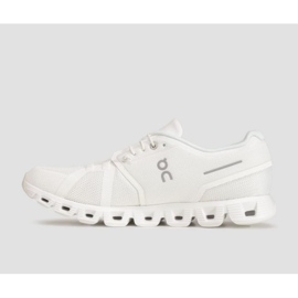 On Running Sulle scarpe Running Cloud 5 5998373 bianca 1