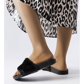 Ciabatte nere con pelliccia avorio nero 2