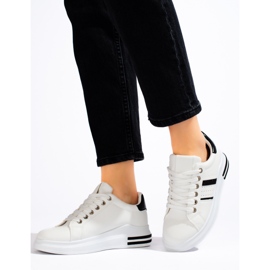 Scarpe sportive da donna bianche Shelovet bianco 1