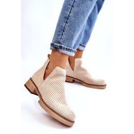 Stivali traforati in pelle scamosciata su tacco piatto, Beige 3