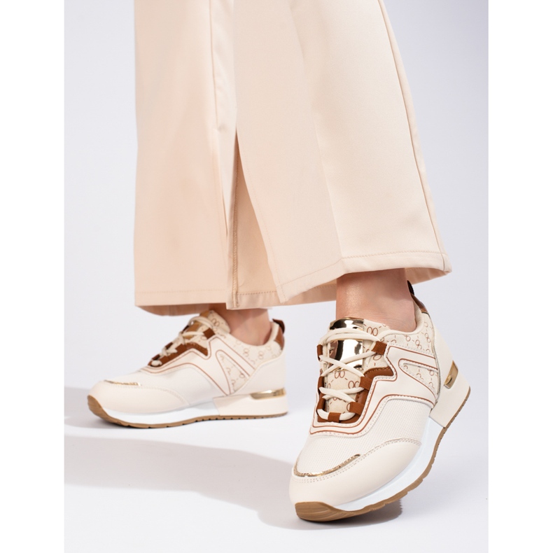 Scarpe sportive da donna beige Shelovet 1