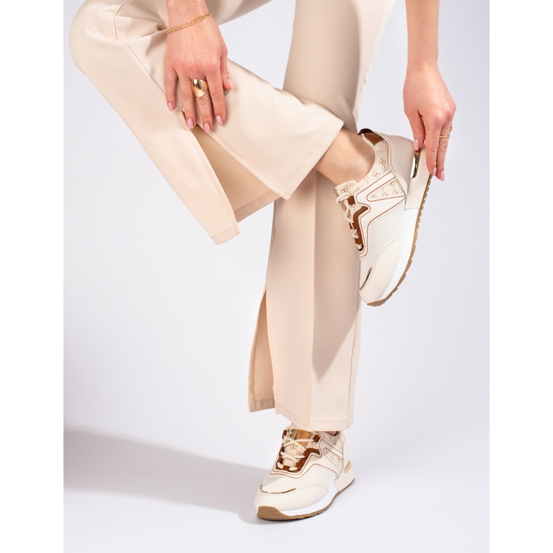 Scarpe sportive da donna beige Shelovet 2
