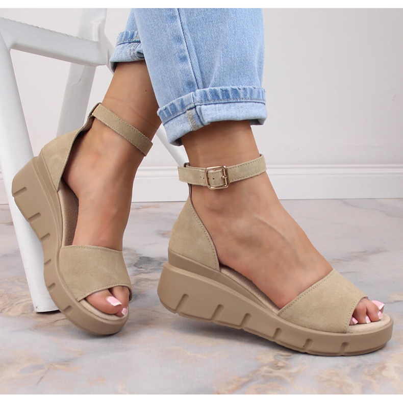 Sandali in pelle scamosciata beige da donna Filippo DS4455 1
