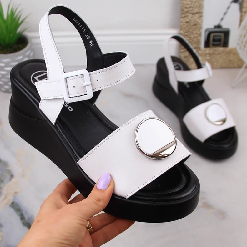 Sandali con zeppa da donna in pelle bianca Filippo DS4411 bianco 1