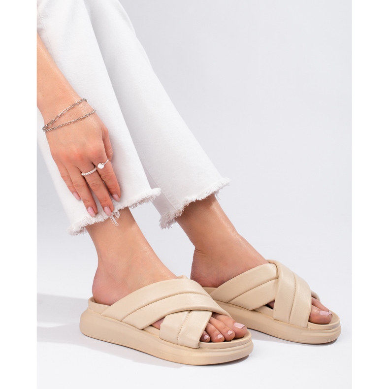 Ciabatte sulla piattaforma LA.FI beige 1