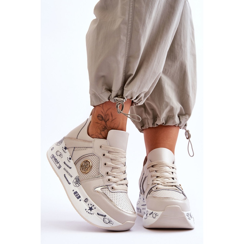 PE1 Sneakers in pelle da donna su una piattaforma spessa Asturie beige 1