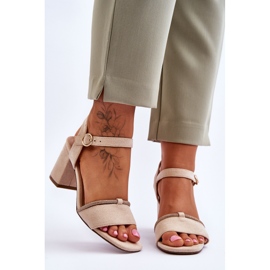Sandali Con Tacco Basso Da Donna In Pelle Scamosciata Beige Loredo 1