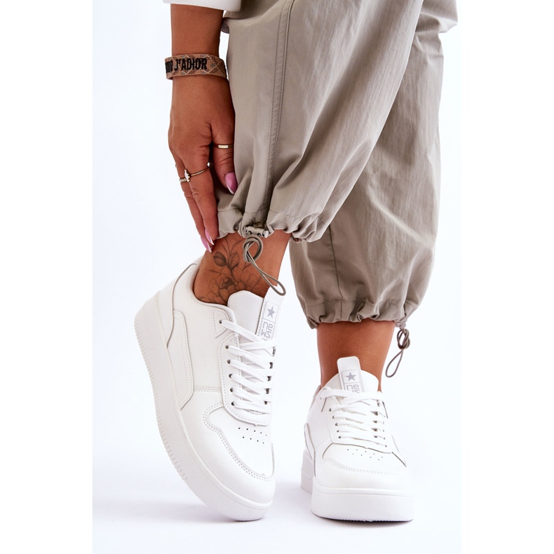 Scarpe Sportive Classiche Da Donna Bianche Juliano bianca 1