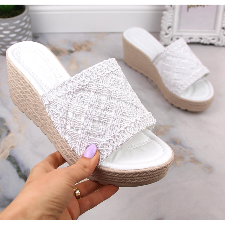 Sandali con zeppa da donna bianchi Artiker 52C1286 bianco 1