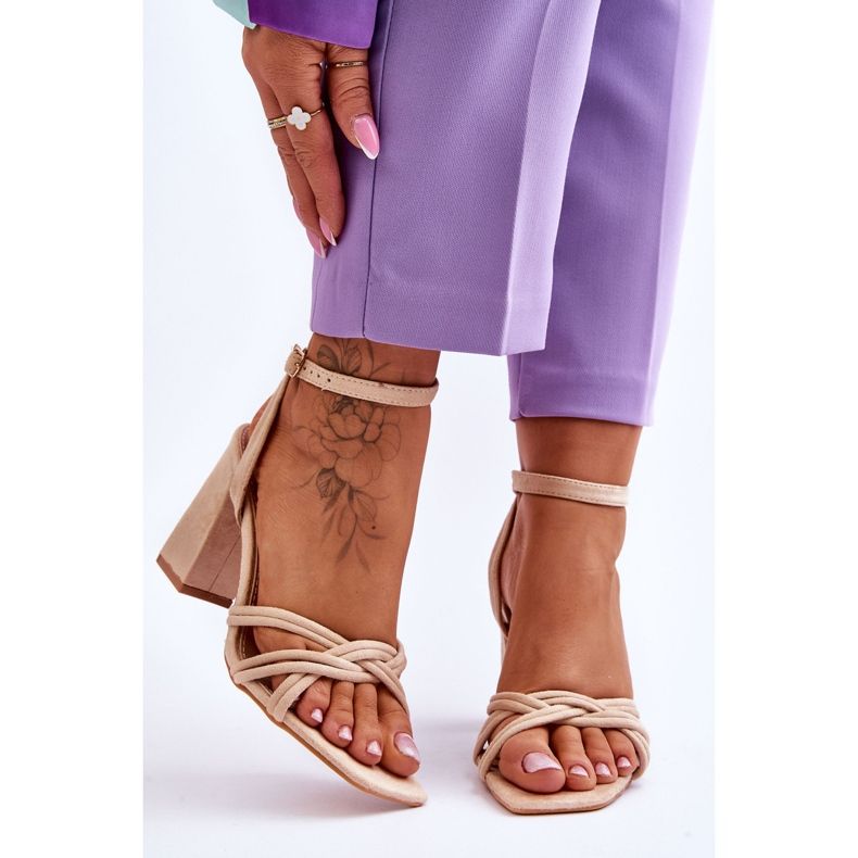 Sandali Classici In Pelle Scamosciata Beige Bernett 1