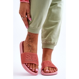 Pantofole Leggere Da Donna Con Scritta Merry Rosa 1