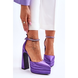 Décolleté Alla Moda Su Un Tacco Viola Santoro 1