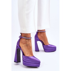 Décolleté Alla Moda Su Un Tacco Viola Santoro 2