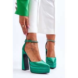 Décolleté Alla Moda Su Un Tacco Verde Santoro 1