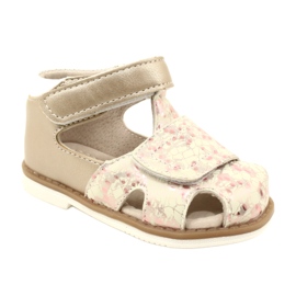 Evento Sandali ragazze d'oro 1