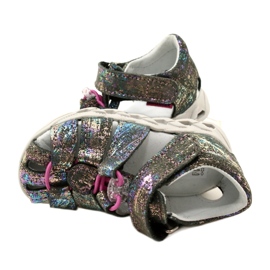 Sandali femminili Shiny in pelle lucida Mazurek 1364 Metallic grigio 5