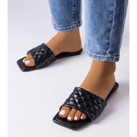 Eleganti infradito nere con trapuntatura di Labrie nero 1