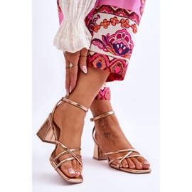 FB2 Sandali Felisa alla moda con tacco alto in oro rosa d'oro 2