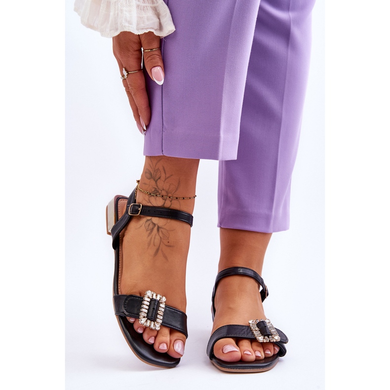Sandali piatti con tacco oro nero Mindley 1