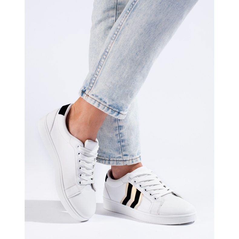 Scarpe sportive classiche bianche Shelovet bianca 1