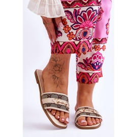 Tacchi piatti classici Beige Marlene 1