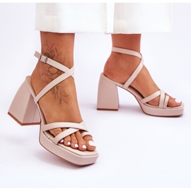 FS1 Sandali alla moda con tacco e plateau beige Secret Rose 2