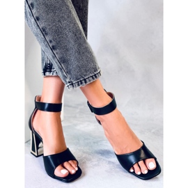 Tamara Sandali neri con tacco geometrico nero 2