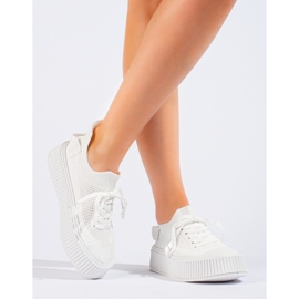Sneaker traforate bianche sulla piattaforma Shelovet bianco 1