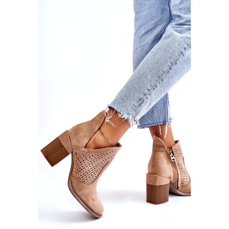 Bella Paris Stivali tagliati in pelle scamosciata beige Layne 5