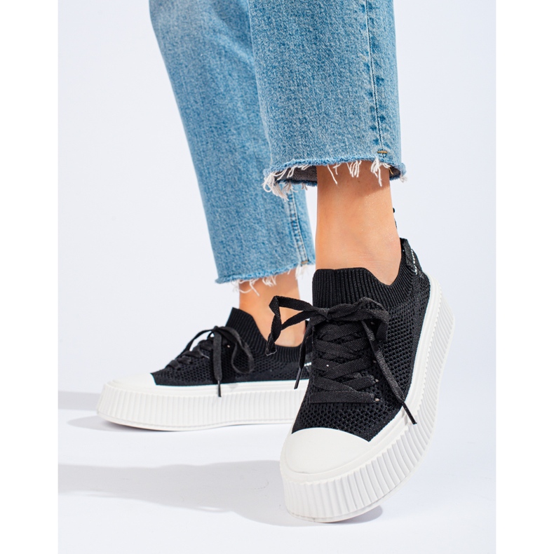 Sneakers nere con plateau traforato di Shelovet nero 2