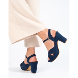 Sandali con tacco blu navy di Shelovet 1