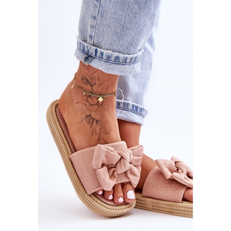 Ciabatte Da Donna In Camoscio Con Fiocco Rosa Fency beige 2