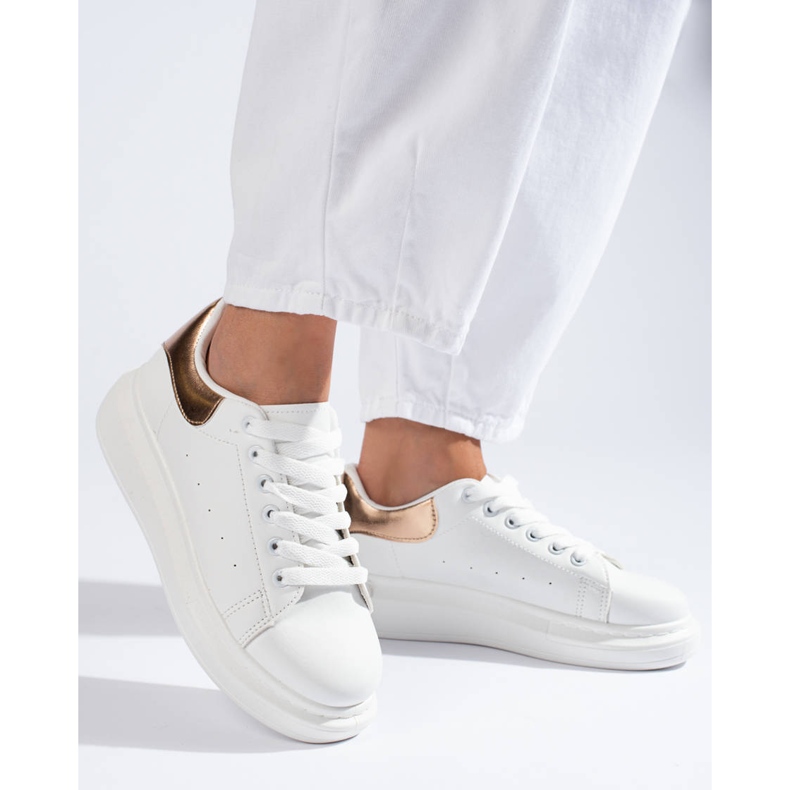 Scarpe sportive bianche da donna Shelovet bianca 2
