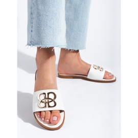 Pantofole da donna bianche con decoro oro Shelovet bianca 1
